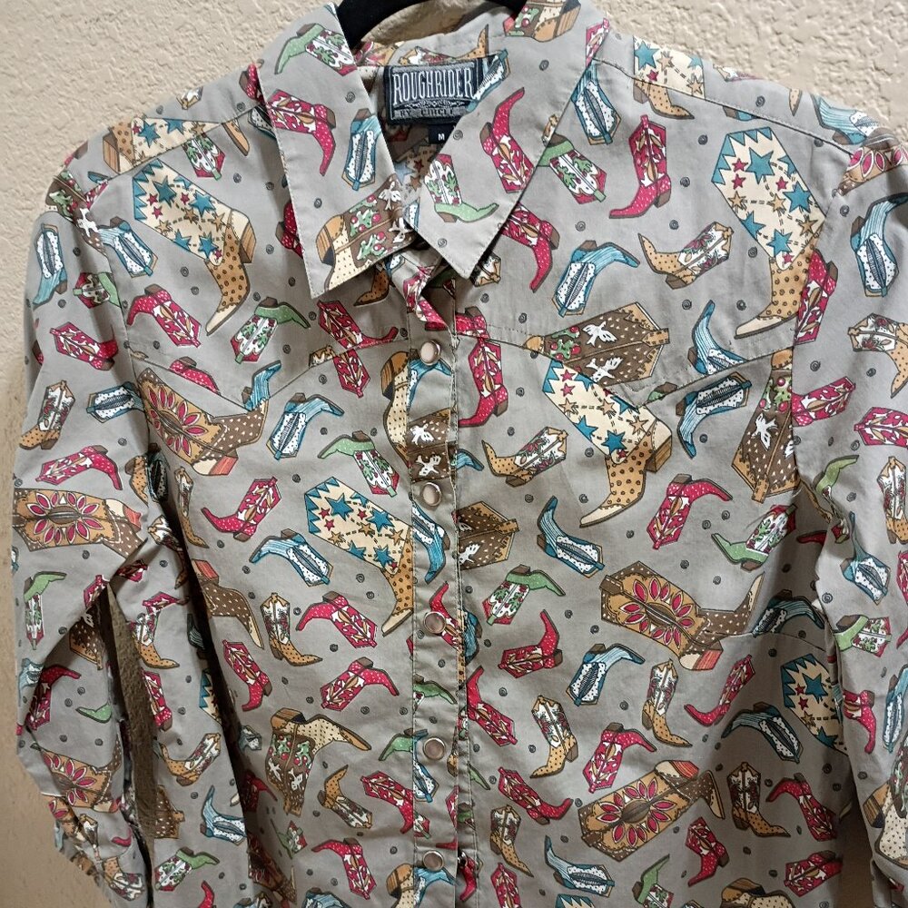 Rough Rider cotton boots print blouse with pearl like snaps size M